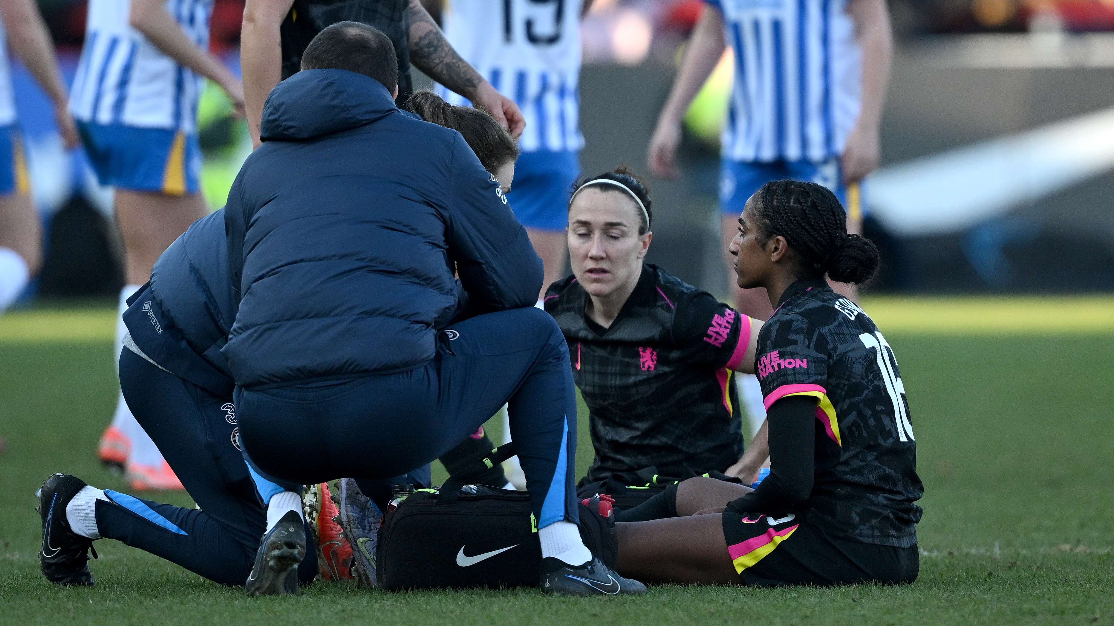 面对强敌时 面对强敌时